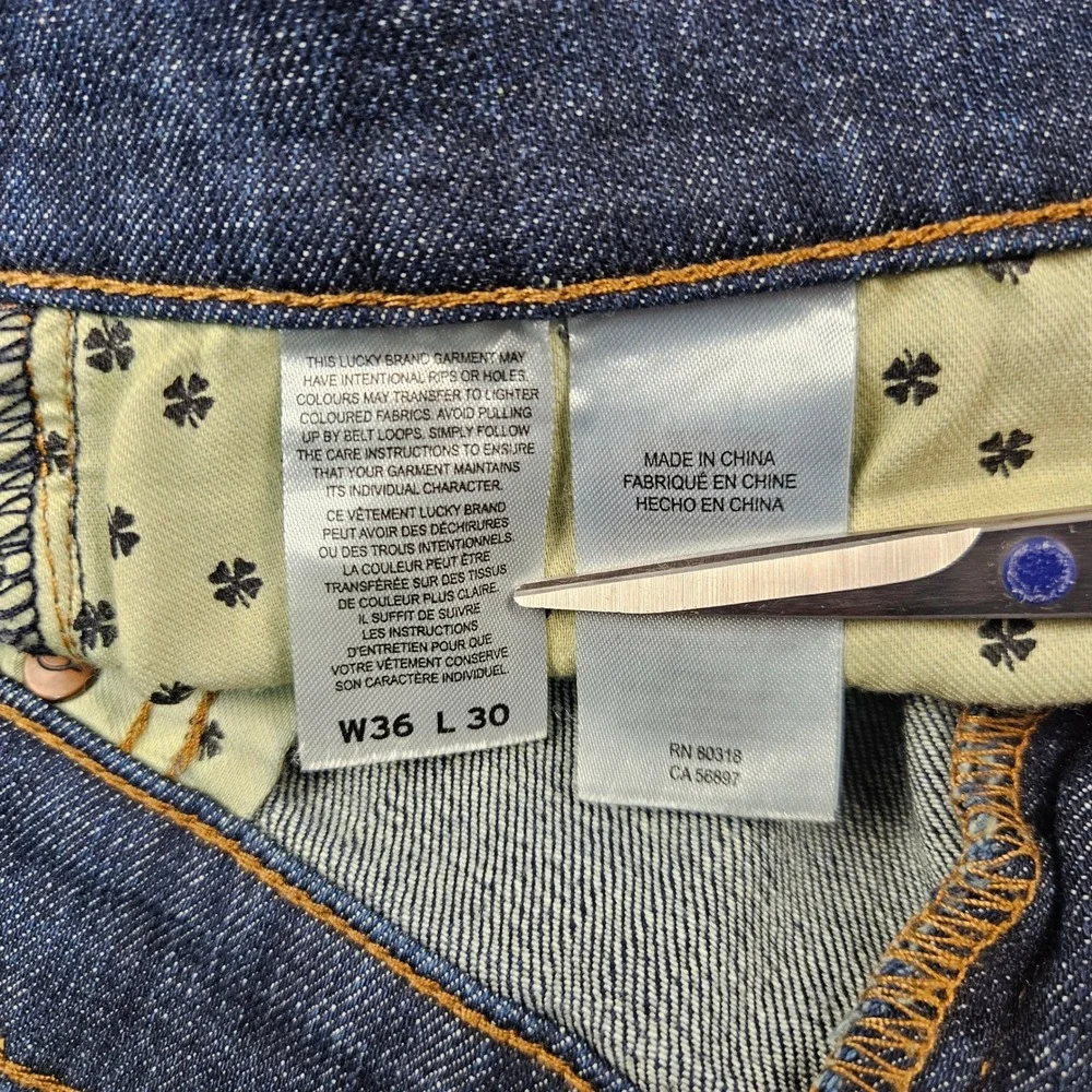 Lucky Brand 221 Straight Leg Jeans Mens 36x30 Dark Wash Pace 7MC1038 Denim